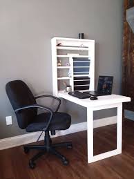 These computer desks will surely help you build your own smart computer desk, which add more beauty to. 21 Ultimate List Of Diy Computer Desk Ideas With Plans