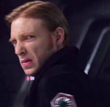 Kozzeteve Itt Domhnall Gleeson Aka I Ve Bad Back