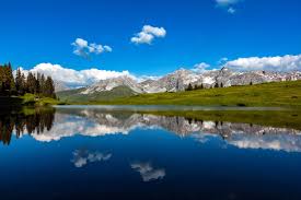 The offer of experiences is intended to add value to the children. Wandern Hof Maran Arosa
