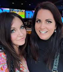 So great to see this lovely lady @joybenedict It had been way too long!!!  #friends #catchingup #happyhour