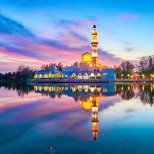 It is situated in kuala ibai lagoon near the estuary of kuala ibai river, 4 km from kuala terengganu town. Masjid Tengku Tengah Zaharah Masjid Terapung Startseite Facebook