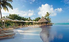 With exclusivity and privacy it is the perfect maldives honeymoon hideaway. Diva Maldives Cosmic Hochzeitsreisen