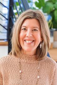 Kim Pease, Real Estate Agent