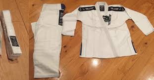 Best Bjj Gi For Beginners Elite Sports Ibjjf Ultra Light Gi