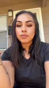 Yari Torres's Instagram, Twitter & Facebook