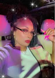 Courtney Fiyah Red Cooper