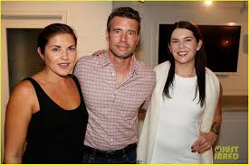We did not find results for: Julia Louis Dreyfus Son Joins Northwestern Basketball Team Photo 3476919 Chelsea Handler Dan Bucatinsky Jeff Perry Julia Louis Dreyfus Lauren Graham Lisa Kudrow Marisa Tomei Rashida Jones Sandra Oh Scott Foley Sean