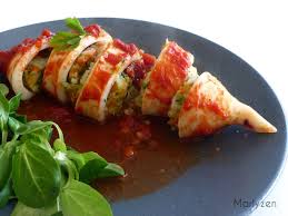 Encornets Farcis Au Riz Et Aux Legumes Encornet Farci Recette Calamar Farci Recettes De Cuisine