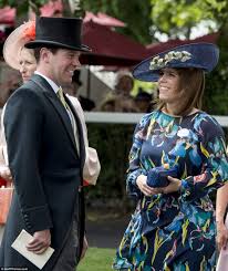 He is married to princess eugenie, a granddaughter of quee. Princess Eugenie Holidays On Amalfi Coast With Fiance Jack Brooksbank Daily Mail Online
