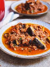 Patlıcan sevenleri mutlu edecek patlıcan musakka tarifimiz için okumaya devam edin. Turkish Moussaka Musakka Recipe A Kitchen In Istanbul