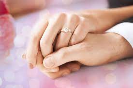 About To Put A Ring On It How To Choose An Engagement Ring Style Trending Engagement Rings Traditional Wedding Rings Wedding Rings Online