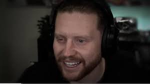 WHAT HAPPENED TO ETHANS EYE !!! : r/miniminter