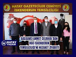 İskenderun cumhuriyet başsavcısı ahmet çelikkol ve i̇skenderun adalet komisyonu başkanı salih doğan, arsuz belediye başkanı dr. Bassavci Ahmet Celikkol Dan Hgc Iskenderun Temsilciligi Ne Nezaket Ziyareti Hatay Yasam Gazetesi
