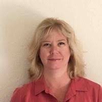 Robyn Shipley's Instagram, Twitter & Facebook