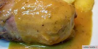 L'arrosto e' un classico delle feste. Ricetta Salsa Di Mele Per Carni