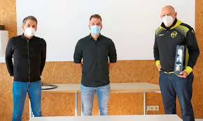 Sportschule hennef schließt vorübergehend für publikumsverkehr: Fussball Mit Neuen Impulsen Talente Fordern Fussball Schwarzwalder Bote