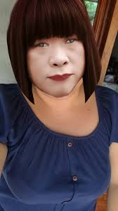 Modo Sister Hong jaja 🤣 y nose les olvide mi coca bien fría plis.