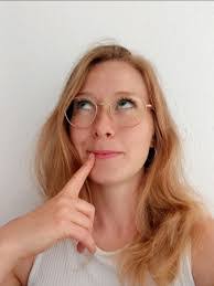 Shauna Schmidt's Instagram, Twitter & Facebook