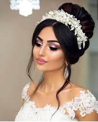 Pin By Shannon Sweatland On Actors Wedding Makeup Looks Bridal Hair And Makeup Bridal Hair Buns