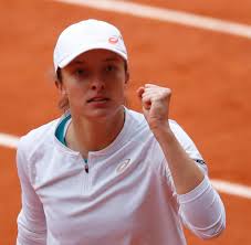 Flashscore.com offers iga swiatek live scores, final and partial results, draws and match history point by just click on the category name in the left menu and select your tournament. Tennis Ungesetzte 19 Jahrige Gewinnt Sensationell Die French Open Welt