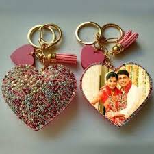 For many years now, gift shopping has been an activity that takes place on a weekend where you run into town to browse as many shops as possible for a gift. Customized Gifts Item Online Gits Indian Gifts Online Shopping Online Gifts At Http Gondget Com Customized Gift Items Online Gifts Favorite Things Gift