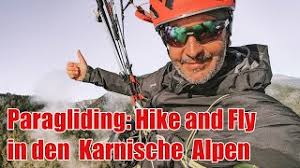 Paragliding: Hike and Fly in den Karnischen Alpen