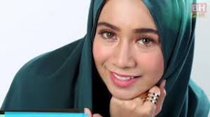 Amira othman is popular for being a world music singer. Amira Pilih Lelaki Hormat Mama Dan Abah