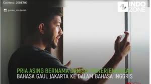 Sahabat kbi bisa mencobanya untuk mengirimkan singkatan tersebut bersama teman, semoga bermanfaat. Kocak Bule Ini Terjemahkan Kalimat Gaul Jakarta Dari Kata Baper Kepo Dan Kode Ke Bahasa Inggris Tribunstyle Com