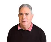 Putin, Xi and Trump would love to see Ursula von der Leyen go. That's why  the EU must keep her