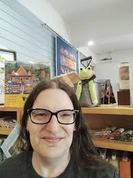 Third shop of the day, first hopper