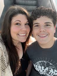 Salon recommendations for simple updo in Sedona