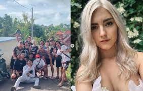 Sumatsu no valkry nonton / nonton shuumatsu no val. Bintang Film Dewasa Liburan Di Bali Diserbu Warga Foto Bersama Radarcirebon Com