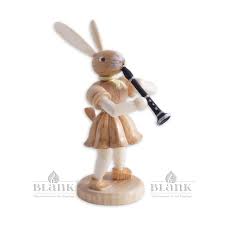 Whatever type of kid's project you need, you're sure to find the perfect idea here! Easter Bunny With Clarinet