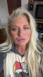 Tonya Crawford's Instagram, Twitter & Facebook