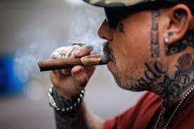 BIG SMOKE 2025 with our family. Always a good move to share the time.  Combustion & respect is a good recipe for just the right night in Vegas.  Shoutout to @cigaraficionado