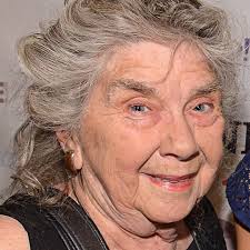 Burning Love · Season 3 Episode 4 · Blindfolded Singing Contest