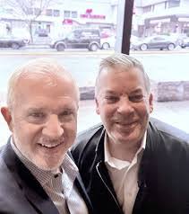 Glen Hahn's Instagram, Twitter & Facebook