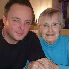 Scott Mowbray (@scott_mowbray)