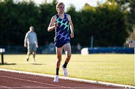 ) tasmanian runner stewart mcsweyn has smashed the australian mile record and set. Mcsweyn Breaks Australian All Comers Record With World Leading 3 50 61 Mile Report World Athletics