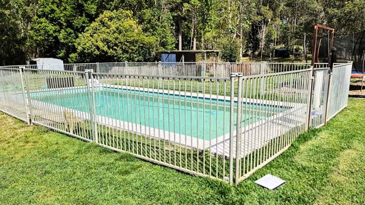 Pool Fence Installation