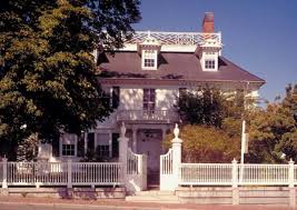 Fence off your patio, vegetable garden or front yard in style to up privacy and help keep the dog in too. Fence Options For Every House Style Old House Journal Magazine