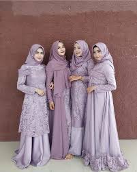 Cara membuat ungu muda adalah dengan mencampur pewarna magenta (merah antara muda dan merah tua) dan pewarna cyan (biru laut). Warna Ungu Muda Keliatan Feminim Style Hijab Modern Facebook