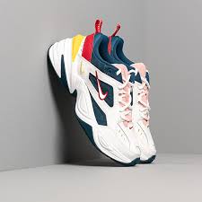 Drawing inspiration from the monarch franchise, the nike m2k tekno men's shoe combines real and synthetic leather for a layered look. Damen Sneaker Und Schuhe Nike W M2k Tekno Blue Force Summit White Chrome Yellow