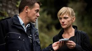 Helen dorn ist eine kriminalfilmreihe des zdf mit anna loos in der rolle der kriminalkommissarin helen dorn, die seit 2013 produziert und ab 2014 im rahmen der samstagskrimis des zdf ausgestrahlt wird. Helen Dorn Nach Dem Sturm Anna Loos Zwischen Sex Und Tod Tv Goldene Kamera