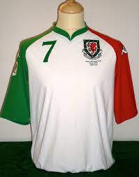 Die em trikots von wales. Wales 2007 Drittes Trikot