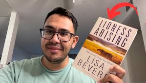 Lioness Arising: Wake Up and Change Your World: Bevere, Lisa:  9780307457790: Amazon.com: Books