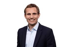 Liverpool have been seriously interested in signing german midfielder florian neuhaus and were handed a massive transfer boost after bundesliga giants bayern munich decided against pursuing him. Florian Neuhaus Mckinsey Company