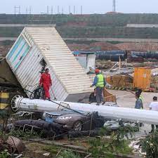 May 24, 2021 · discussion about raccoon city.wuhan tornado kills 8, injures hundreds.hope it didn't hit the lab page 3 at the godlikeproductions conspiracy forum. Wuhan Mehrere Tote Und Hunderte Verletzte Durch Tornados Stern De