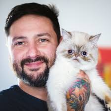 Mike Bridavsky Has A New Instagram Cat