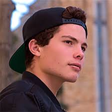 7 Billion: 2017 High School Winner